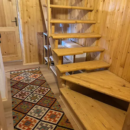 Mountain Mia Chalet *